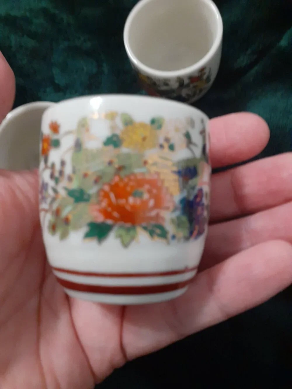 VINTAGE JAPAN HOT SAKE CUP SET OF 4 BEAUTIFUL CONDITION